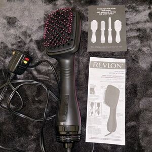 Revlon One-Step Dryer & Styler Paddle Brush - Black with Pink Tips